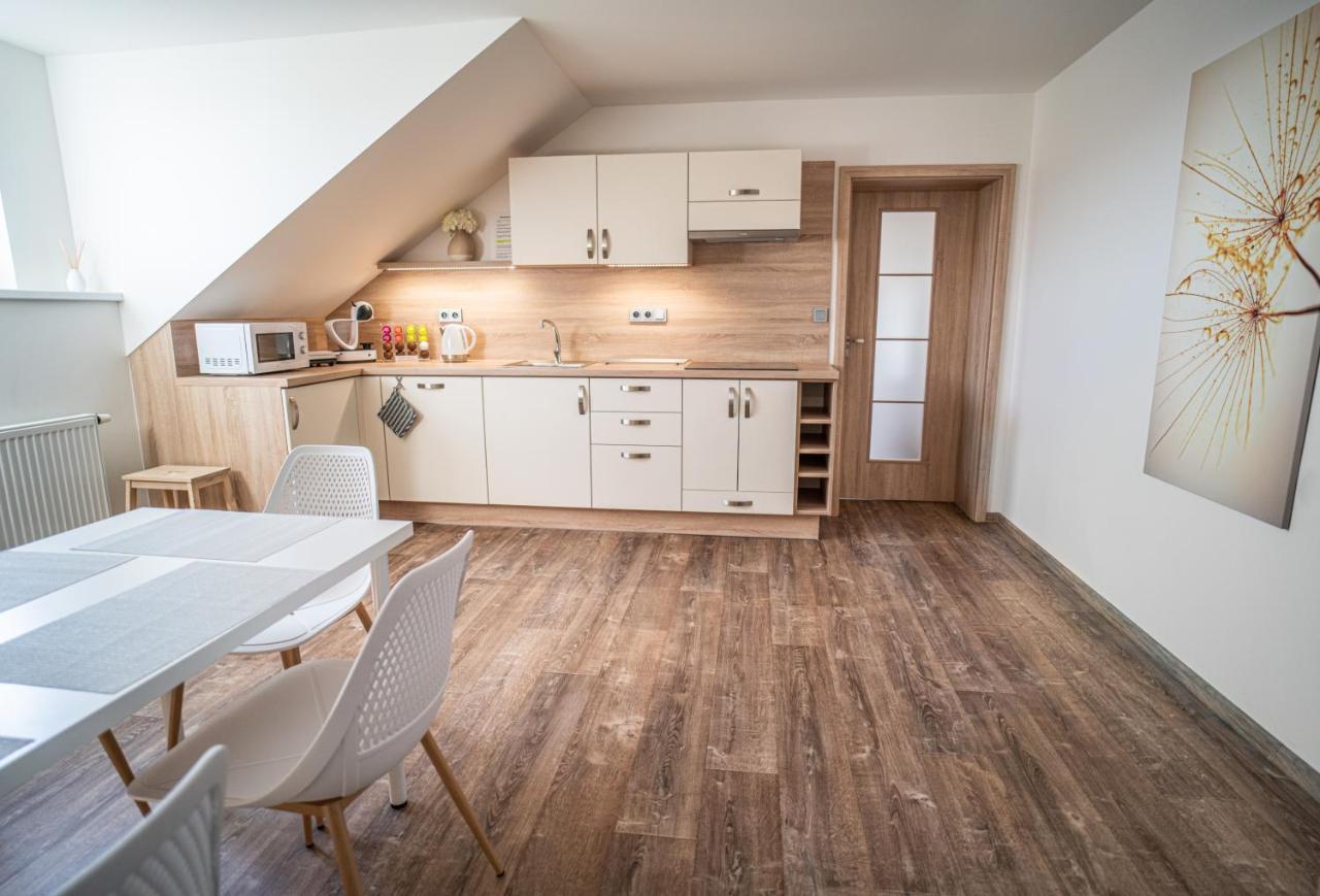 Apartmanovy Dum Sklipek Trutnov Exterior foto